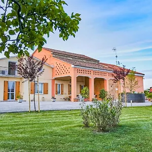 https://casa-marina.hotelinveneto.com