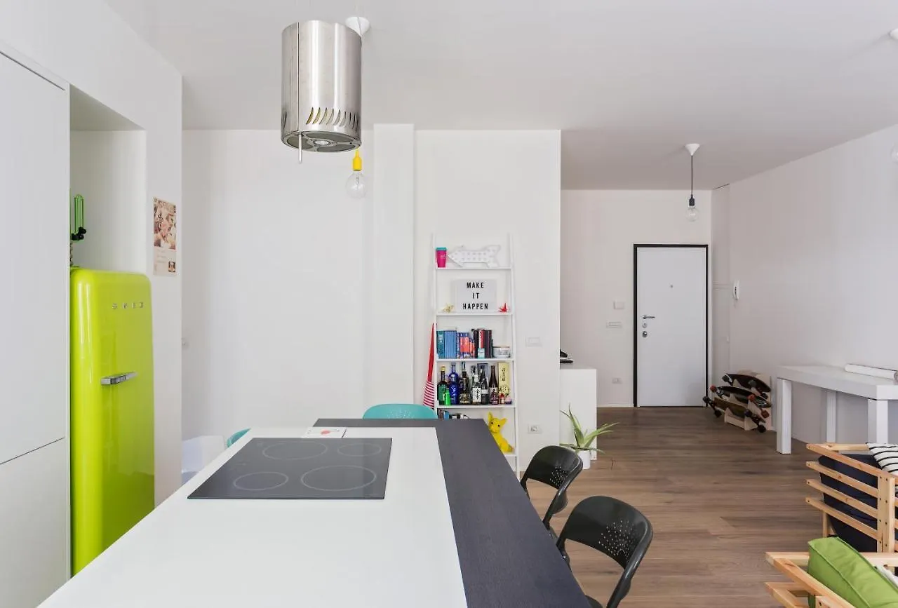 Apartament Green Shot - Garibaldi Area Mediolan